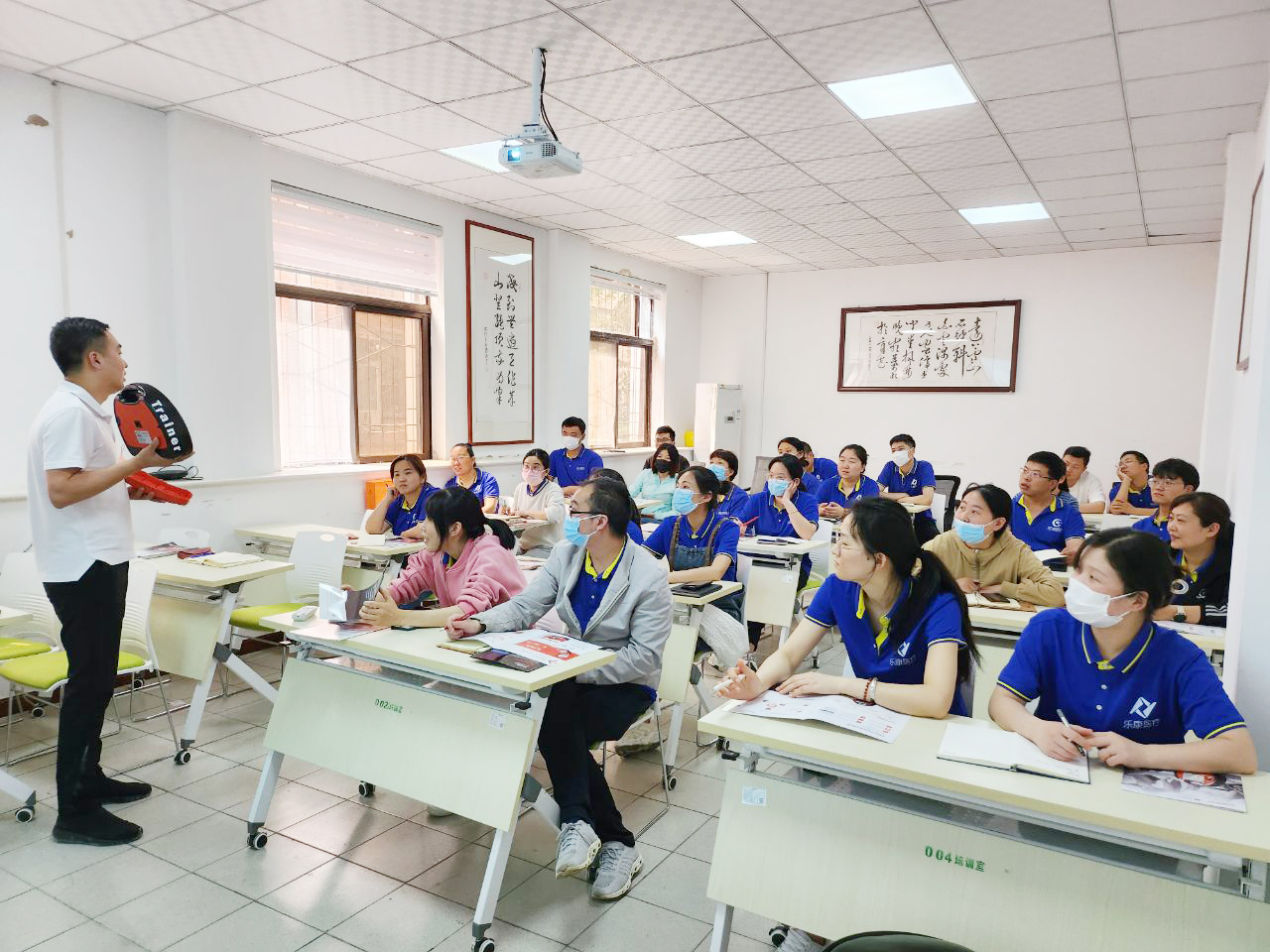 AED除顫器除顫儀產(chǎn)品培訓會(huì )